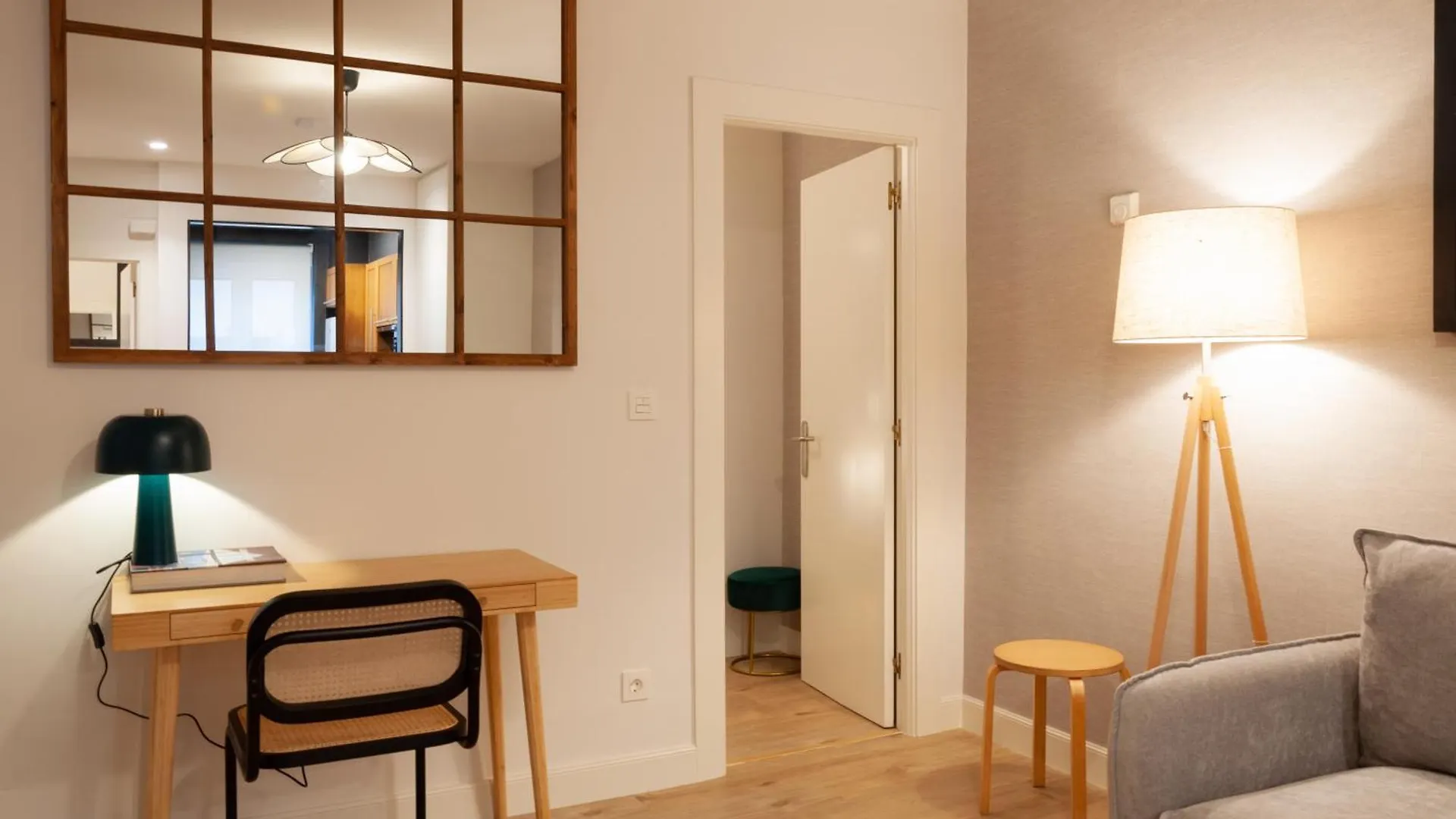 Urban apartment en Bilbao la vieja con wifi 0*,  España